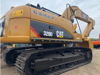 Гусеничный экскаватор CATERPILLAR 320D