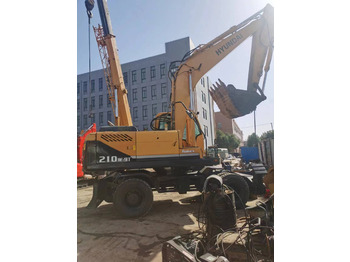 Колёсный экскаватор HYUNDAI R210