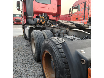 Тягач SINOTRUK Howo T7H 6x4: фото 4