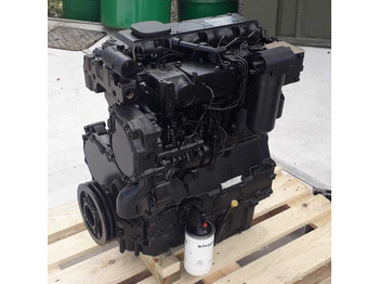 Двигатель PERKINS