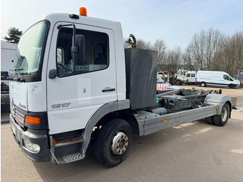 Крюковой мультилифт MERCEDES-BENZ Atego 1217