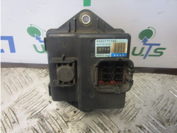 Блок управления ISUZU