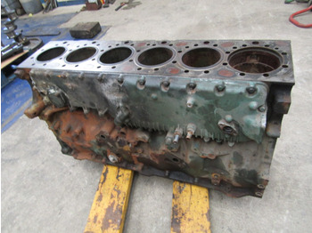 Двигатель и запчасти для Грузовиков VOLVO FH13A ENGINE BLOCK ( NEEDS 1 LINER): фото 2