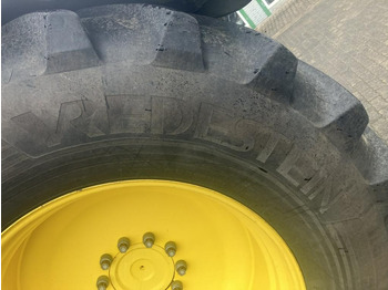 Трактор John Deere 6250R: фото 5