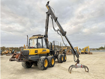 : фото в шапке страницы