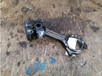 : фото в шапке страницы