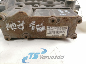 Тормозной клапан для Грузовиков Volvo Air suspension control valve, ECAS 21083657: фото 4