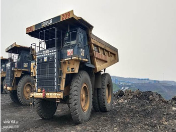 Карьерный самосвал CATERPILLAR 777