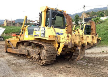 Бульдозер Komatsu D85EX-15: фото 2