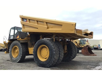 Карьерный самосвал CAT 777F: фото 2 Карьерный самосвал CAT 777F: фото 2