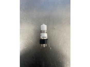 Новый Сенсор для Строительной техники BAUER HDA 4715-A-040-208 908574 104T060118: фото 2 Новый Сенсор для Строительной техники BAUER HDA 4715-A-040-208 908574 104T060118: фото 2