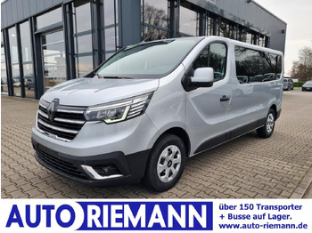 Легковой автомобиль RENAULT