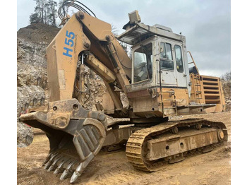 Экскаватор DEMAG