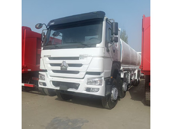Грузовик-цистерна SINOTRUK HOWO