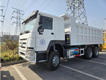 Самосвал SINOTRUK HOWO