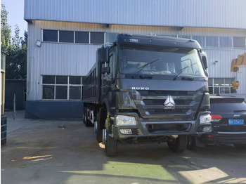 Самосвал SINOTRUK HOWO