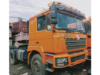 Тягач Shacman F3000: фото 3