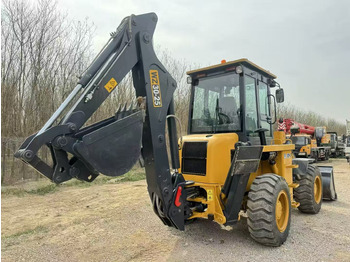 Экскаватор-погрузчик XCMG