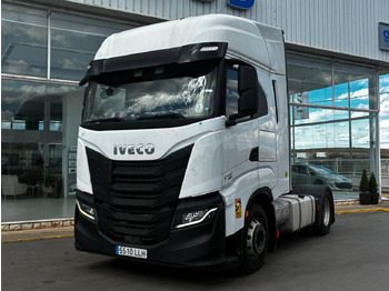 Тягач IVECO