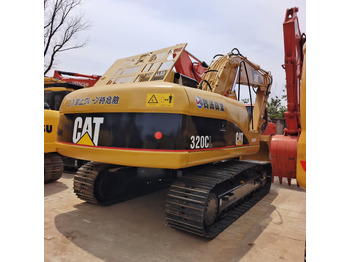 Гусеничный экскаватор CATERPILLAR 320CL