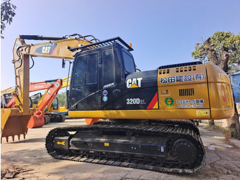 Гусеничный экскаватор CATERPILLAR 320D2