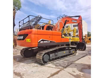 Гусеничный экскаватор DOOSAN DX225LCA