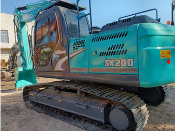 Гусеничный экскаватор KOBELCO