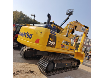 Гусеничный экскаватор KOMATSU PC200-8: фото 2