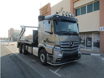 MERCEDES-BENZ 2642 6×2 DOUBLE SKIP LOADER with HIAB Crane в лизинг MERCEDES-BENZ 2642 6×2 DOUBLE SKIP LOADER with HIAB Crane: фото 1