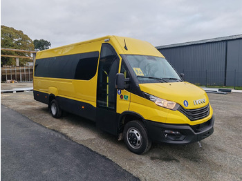 Микроавтобус IVECO Daily