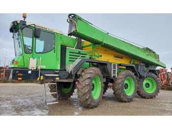 : фото в шапке страницы