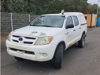 Внедорожник TOYOTA Hilux