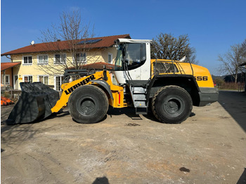 Колёсный погрузчик LIEBHERR L 556