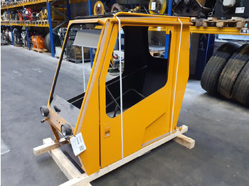 : фото в шапке страницы