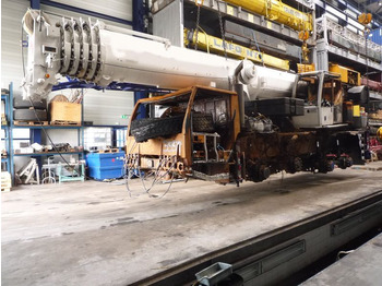 Вседорожный кран LIEBHERR LTM 1070-4.2