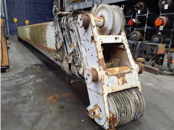 Стрела LIEBHERR