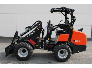 Компактный фронтальный погрузчик KUBOTA