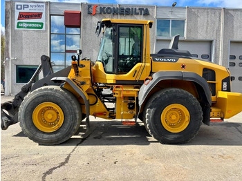 Колёсный погрузчик VOLVO L110H