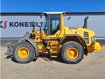 Колёсный погрузчик VOLVO L60