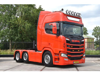 Тягач SCANIA R 450