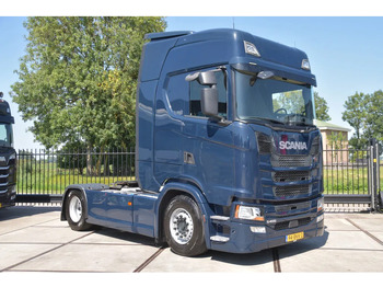 Тягач SCANIA S 450