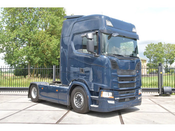 Тягач SCANIA S 450