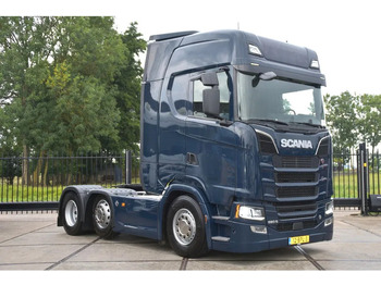 Тягач SCANIA S 520