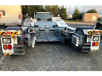 Аэродромный тягач GOLDHOFER AST-2F 400: фото 2