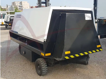 : фото в шапке страницы