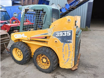 Мини-погрузчик с бортовым поворотом BOBCAT