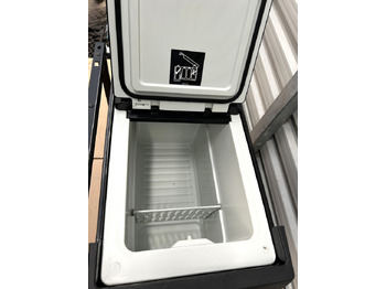 Универсальная запчасть MERCEDES ACTROS MP4 REFRIGERATOR: фото 3 Универсальная запчасть MERCEDES ACTROS MP4 REFRIGERATOR: фото 3