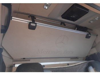 Кабина и интерьер MERCEDES-BENZ Actros