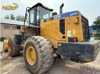 Колёсный погрузчик SEM