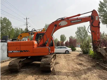 Гусеничный экскаватор DOOSAN DX150